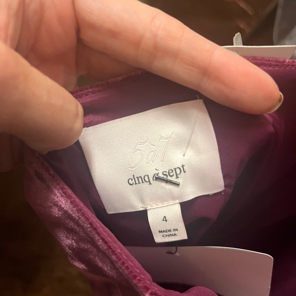 🎉HP🎉Cinq à Sept Velvet Ryder Dress 4 - Picture 4 of 5